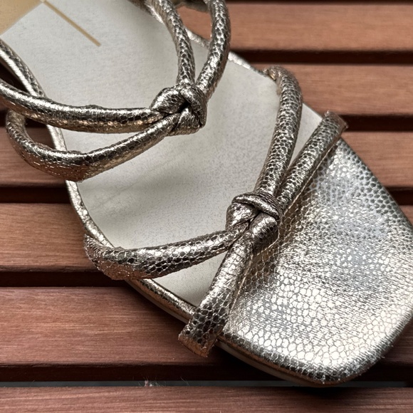 Dolce Vita Hensla Gold Metallic Strappy Block Heel Sandals - Picture 5 of 16
